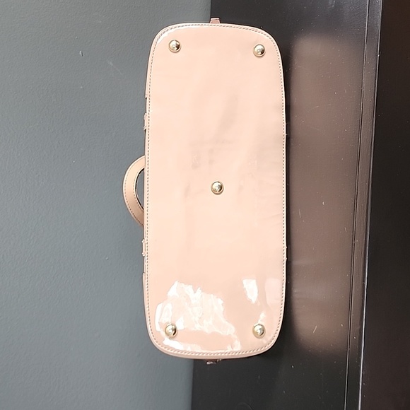 Gucci Pink Microguccissima Patent Leather Dome Satchel Small - Picture 5 of 16